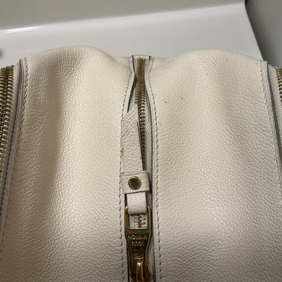 Louis Vuitton cream empritine Marais handbag - Picture 9 of 11